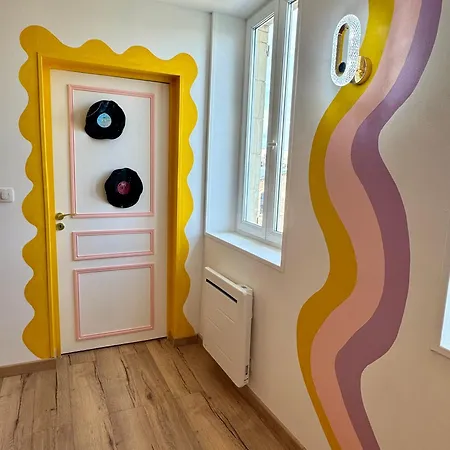 Apartment Pop Art